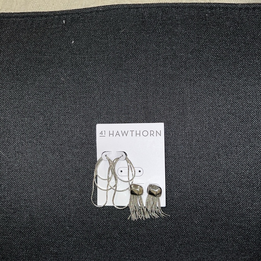 41 Hawthorn earrings set of 2